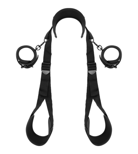 FETISH SUBMISSIVE - POSITION JAMBES OUVERTES AVEC MENOTTES DOUBLÉES EN NOPRÈNE