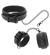 FETISH SUBMISSIVE - COLLIER ET MENOTTES EN CUIR VÉGAN AVEC DOUBLURE EN NOPRÈNE