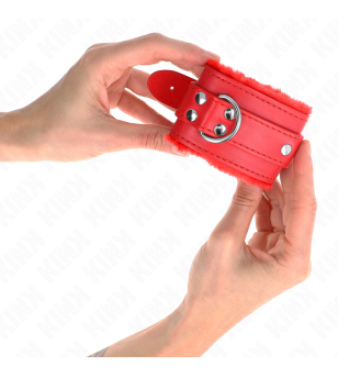 KINK - APPUI-POIGNETS DOUBLÉS DE FOURRURE ROUGE AVEC CEINTURE ROUGE RÉGLABLE 17-29 CM X 6 CM